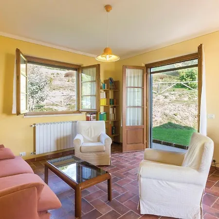 Holiday home 2 Bedroom In Camaiore Lu *